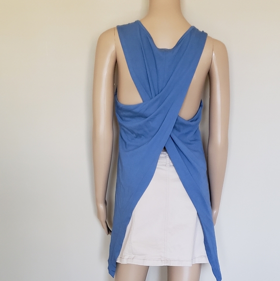 NWT! JOE'S COLLECTION BLUE CRISS CROSS BACK TANK - Picture 2 of 4